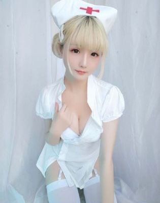男生插入女生