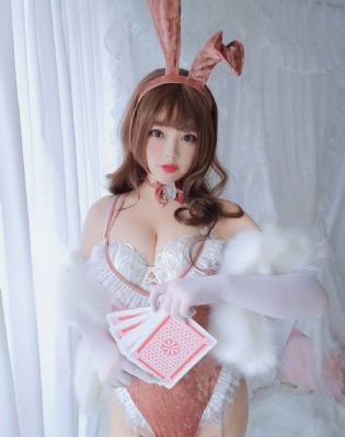 jojo的奇妙冒险石之海