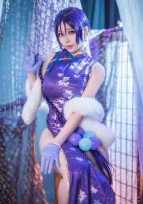 默绘女高