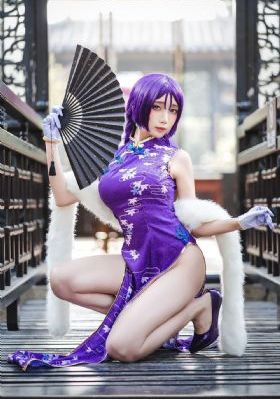 秋霞三级伦电影