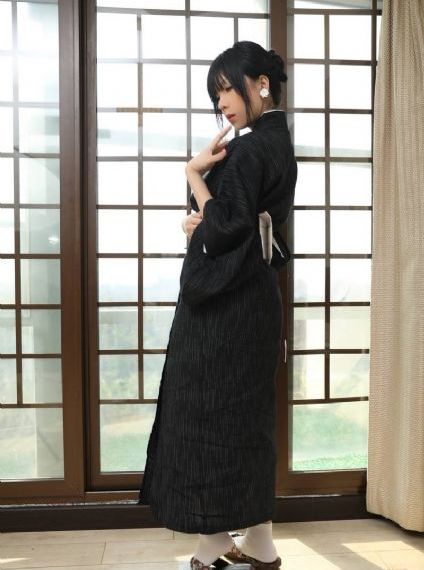 八尺夫人在线观看